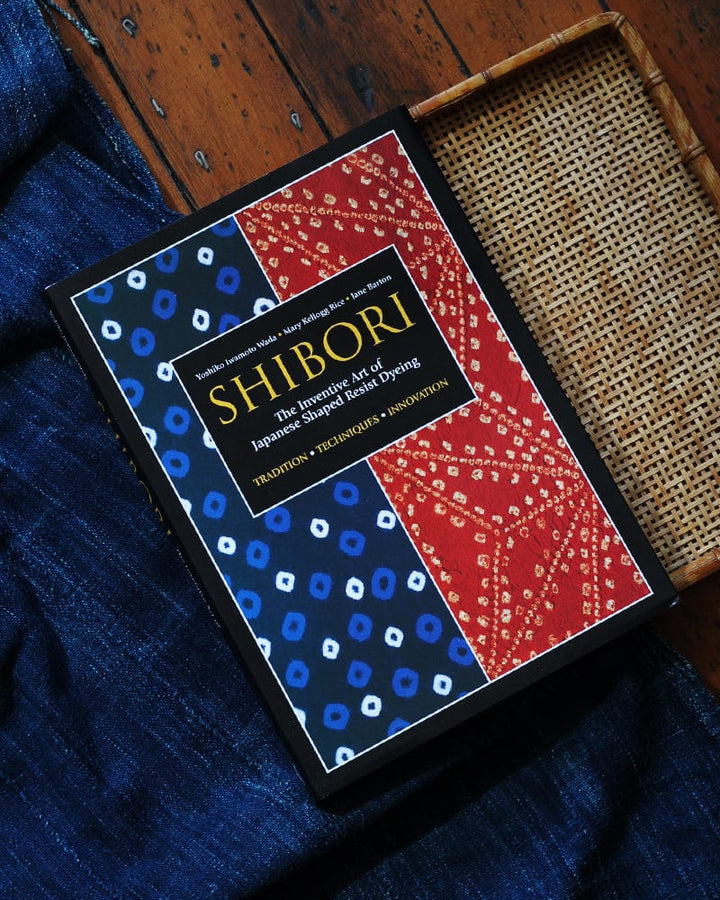 ENG: Shibori - The Inventive Art of Japanese Shaped Resist Dyeing