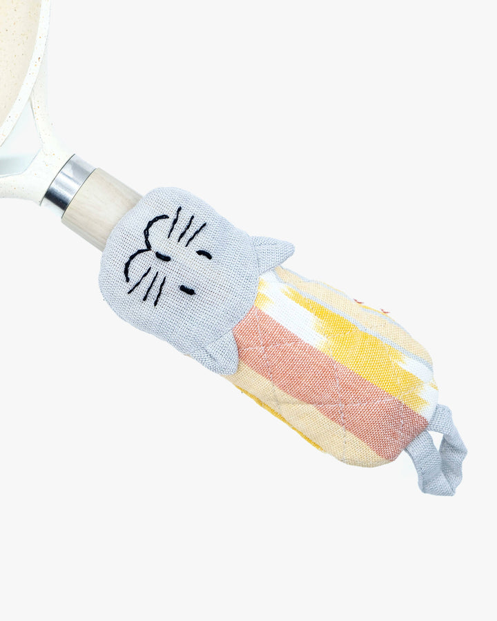 Upavim, Cat Skillet Handle Holder