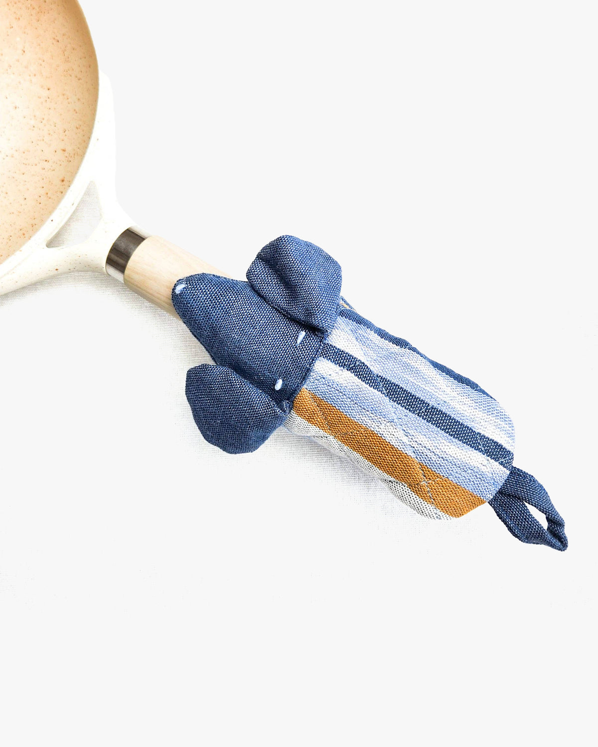 Upavim, Dog Skillet Handle Holder