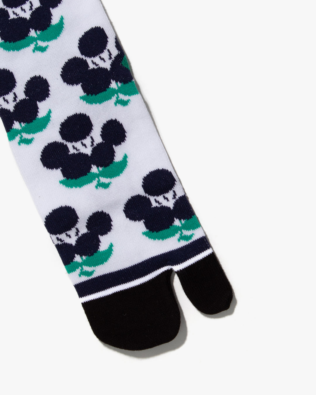 Wa Modern, Tabi Socks, Crew, White with Indigo Abstract Flowers (S/M)