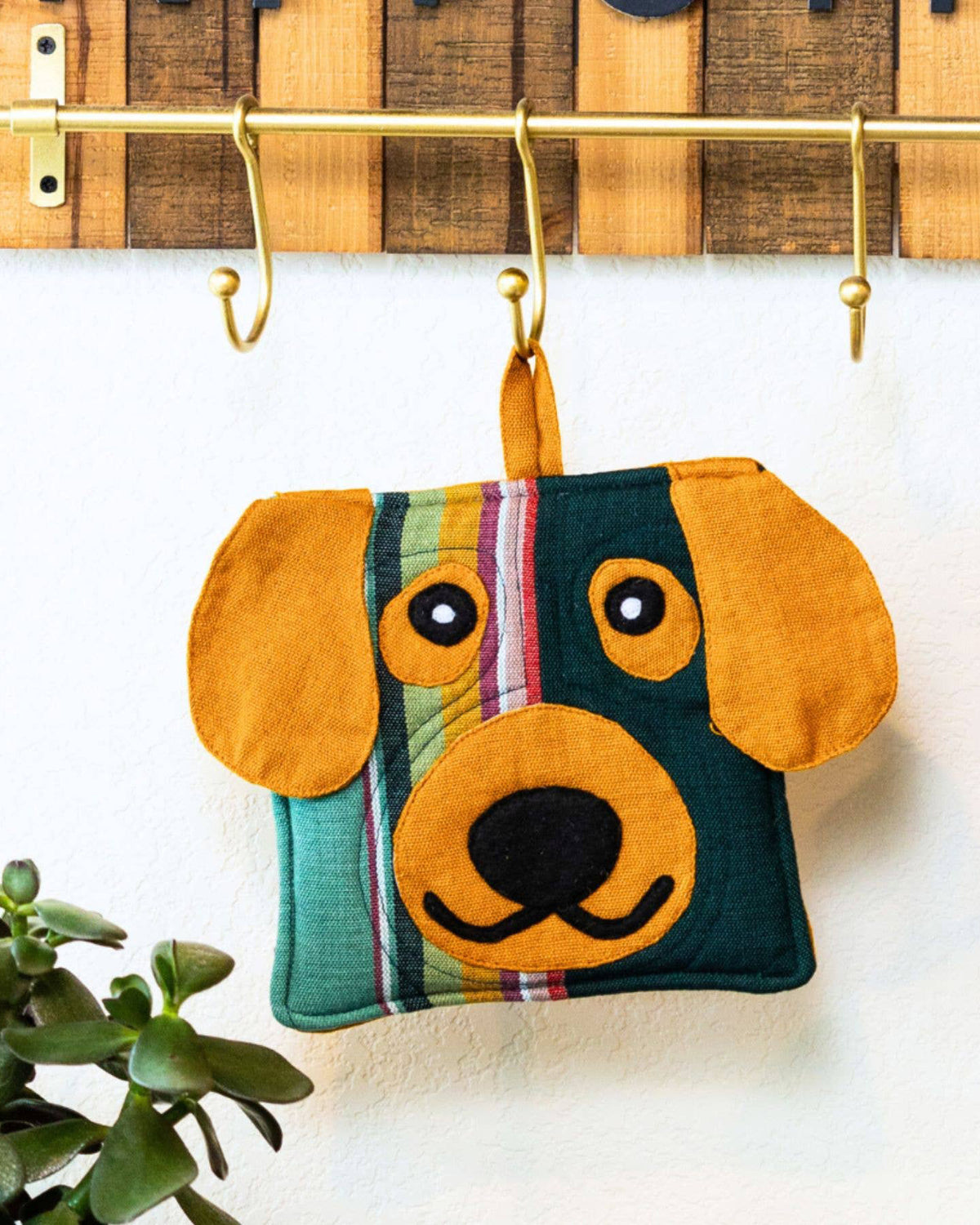 Upavim Crafts, Dog Pot Holder