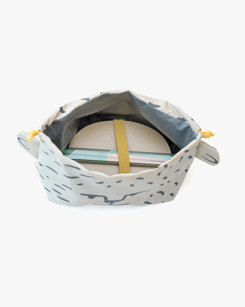 Lunch Bag/Kinchaku, Bisque, Momonga Series – Kiriko Made