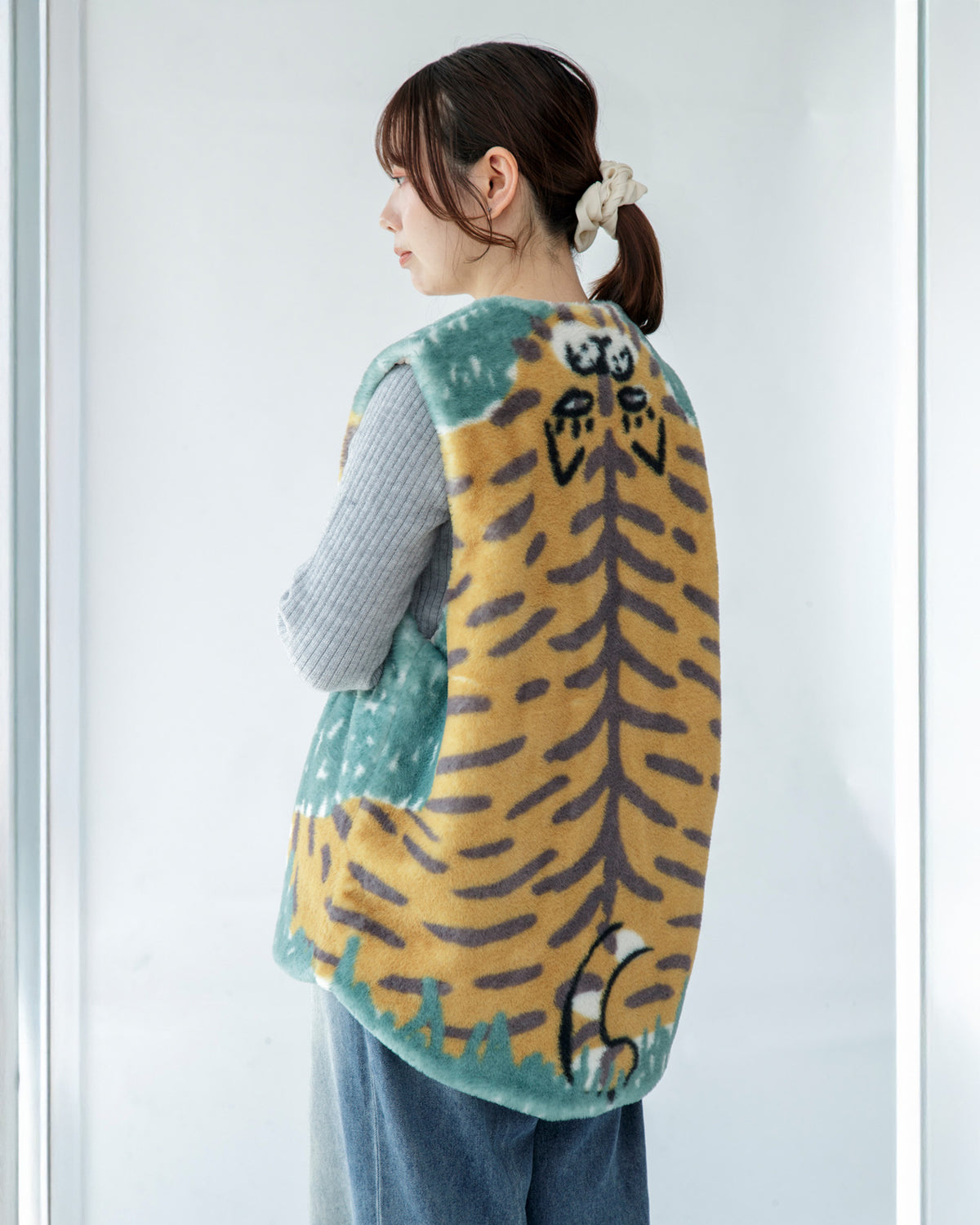 Momonga, Home Vest, Tiger