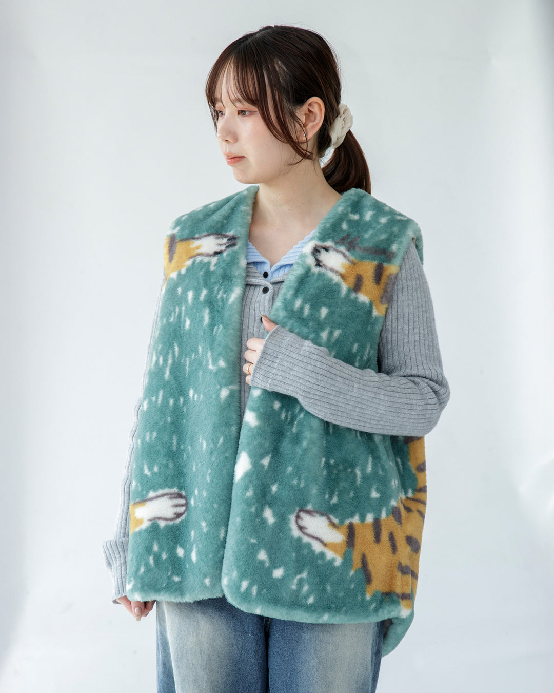 Momonga, Home Vest, Tiger