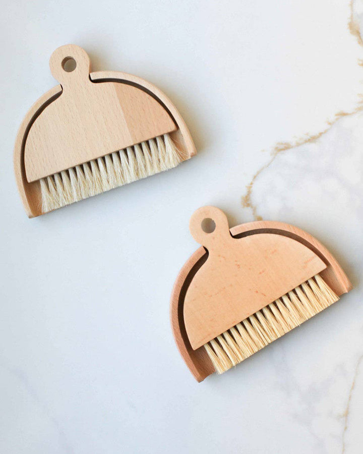 Fodory, Table Brush