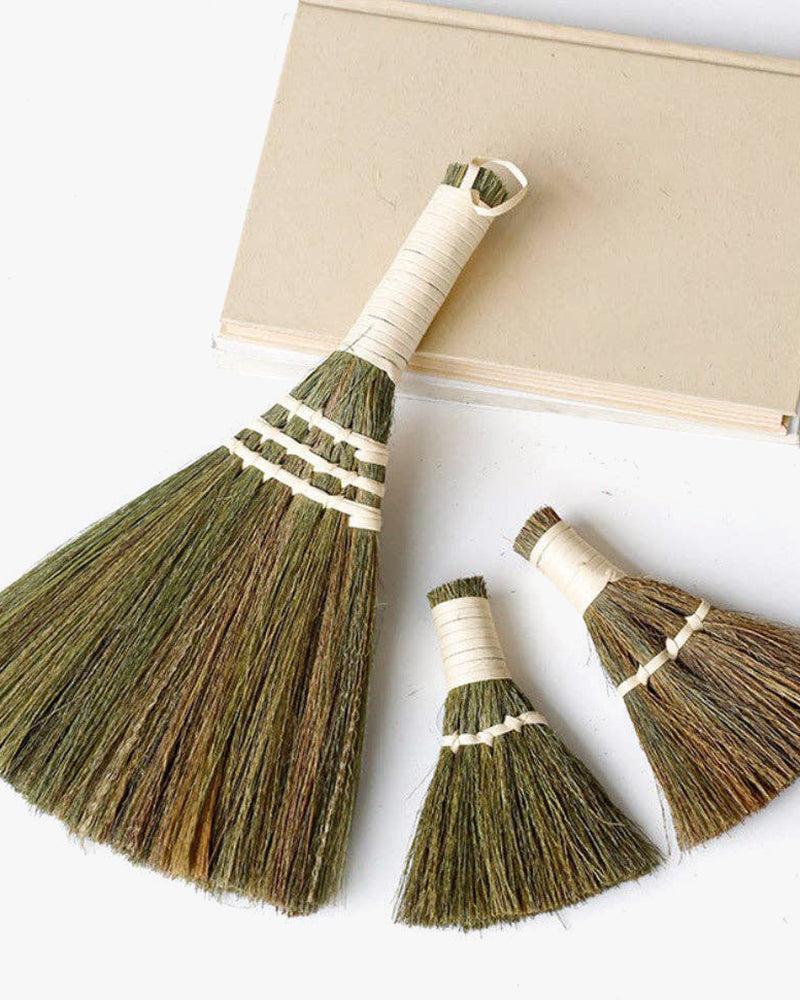 Fodory, Mini Straw Broom