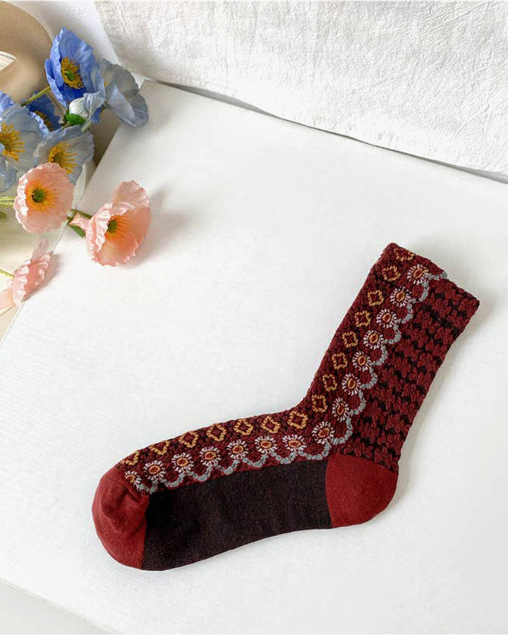 Tourtiwi, Retro Floral Wavy Pattern, Mid-Calf Socks