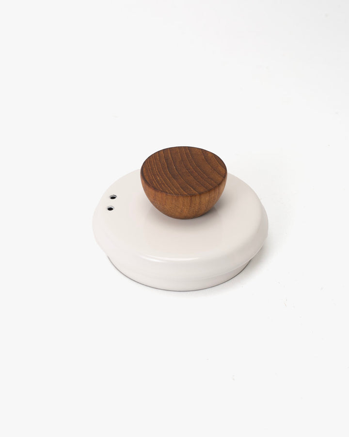 Hario, "Bona" Enamel Pour Over Coffee Kettle, White