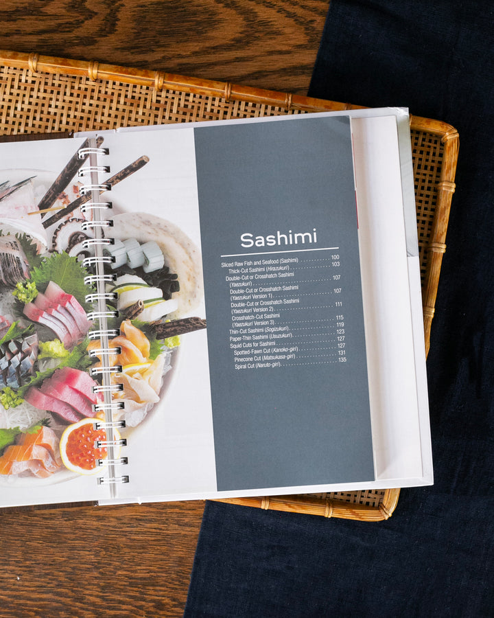 ENG: The Complete Guide to Sushi &amp; Sashimi by Jeffrey Elliot &amp; Robby Cook