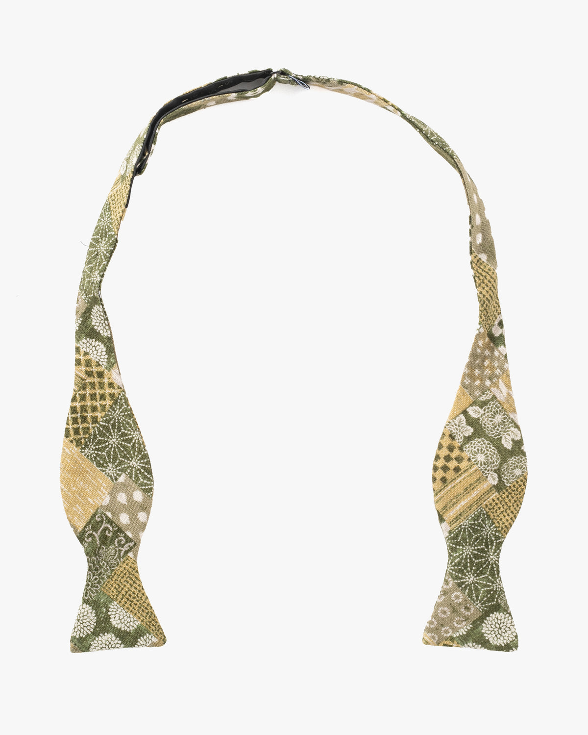 Kiriko Original Bow Tie, Small Matsuba Patchwork Style