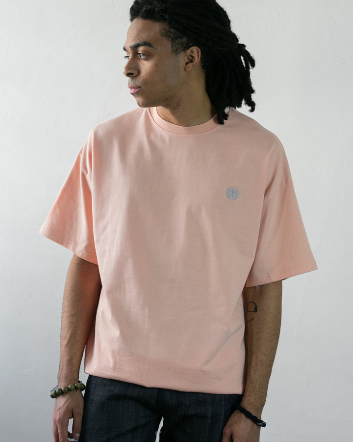 Kiriko Original Tee, Printed Daruma, Pink with Grey