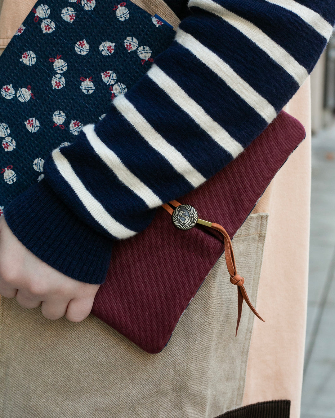 Kiriko Original iPad Cover, Suzu with Solid Burgundy