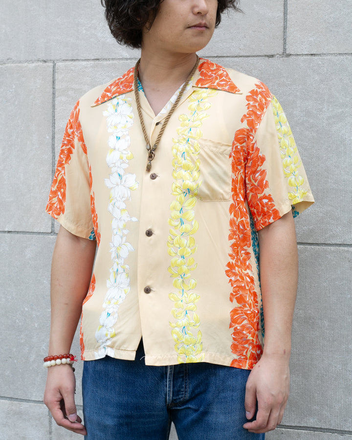 Japanese Repro Shirt, Aloha Short Sleeve, Sun Surf Brand, Cream and Orange Floral - M