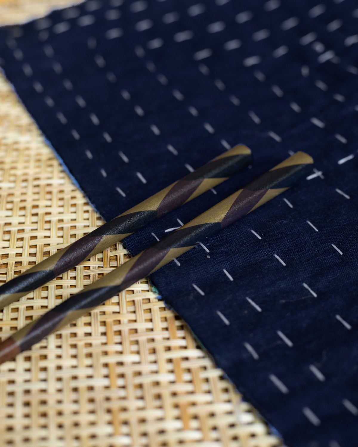 Chopsticks, Bisque, Gold Diamond