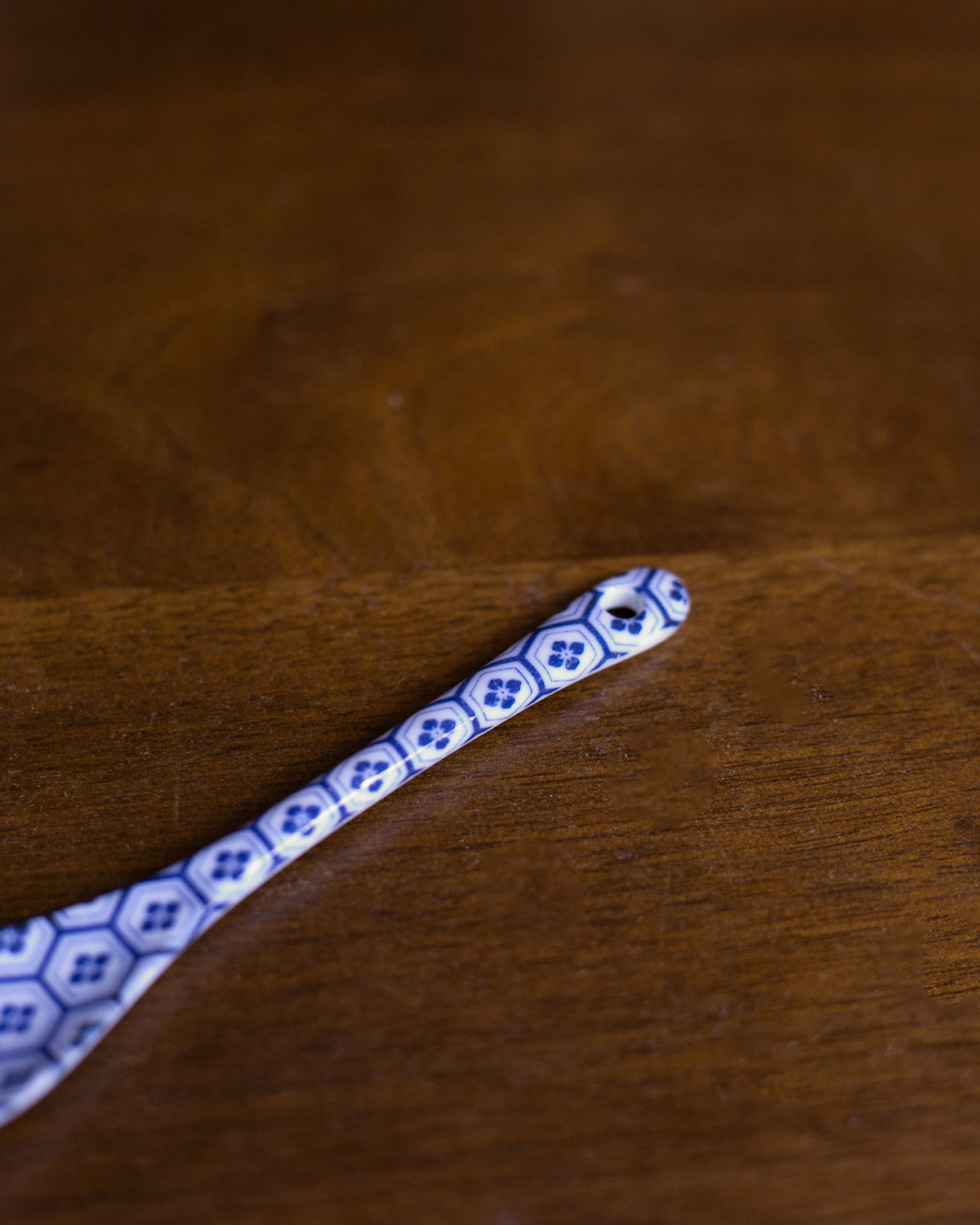 Hand-Painted Porcelain Spoon, Ichiyama, Sometsuke, Kikkou