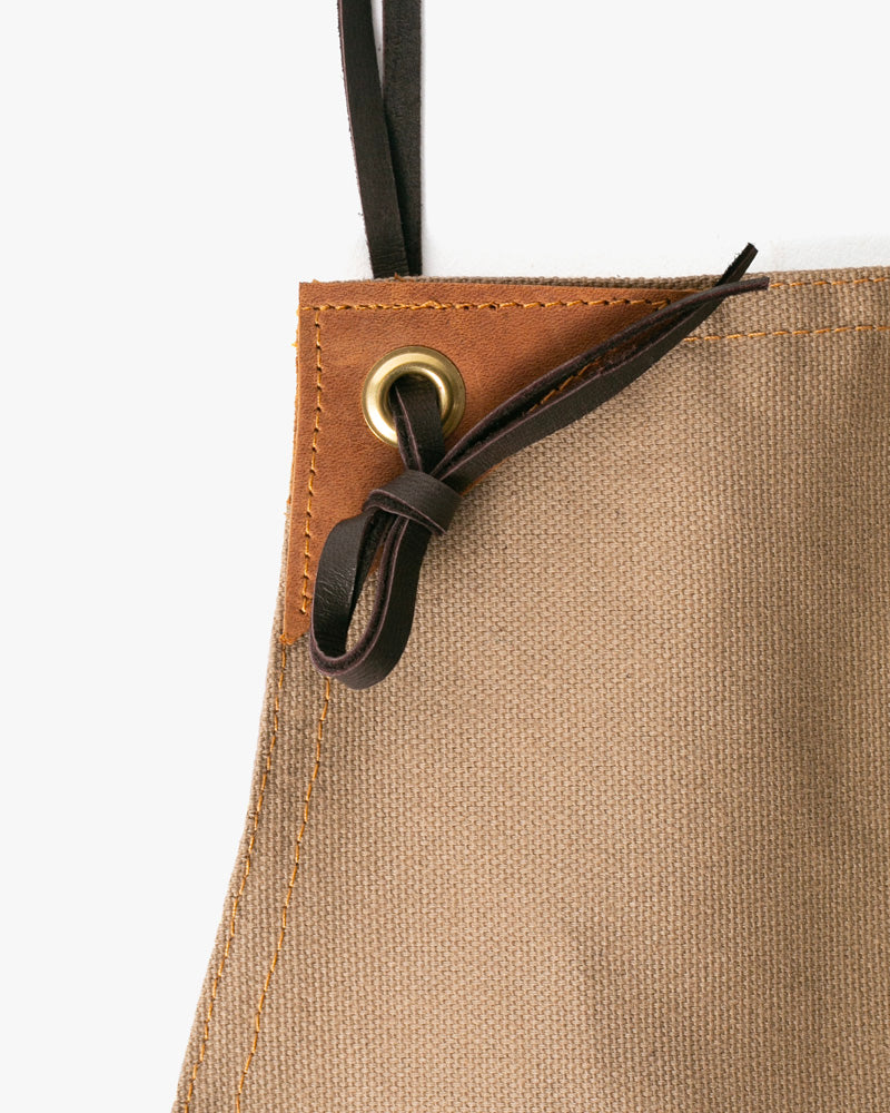 Kokoro Original Work Apron, Full, Canvas Two-Tone, Beige with Navy Pockets