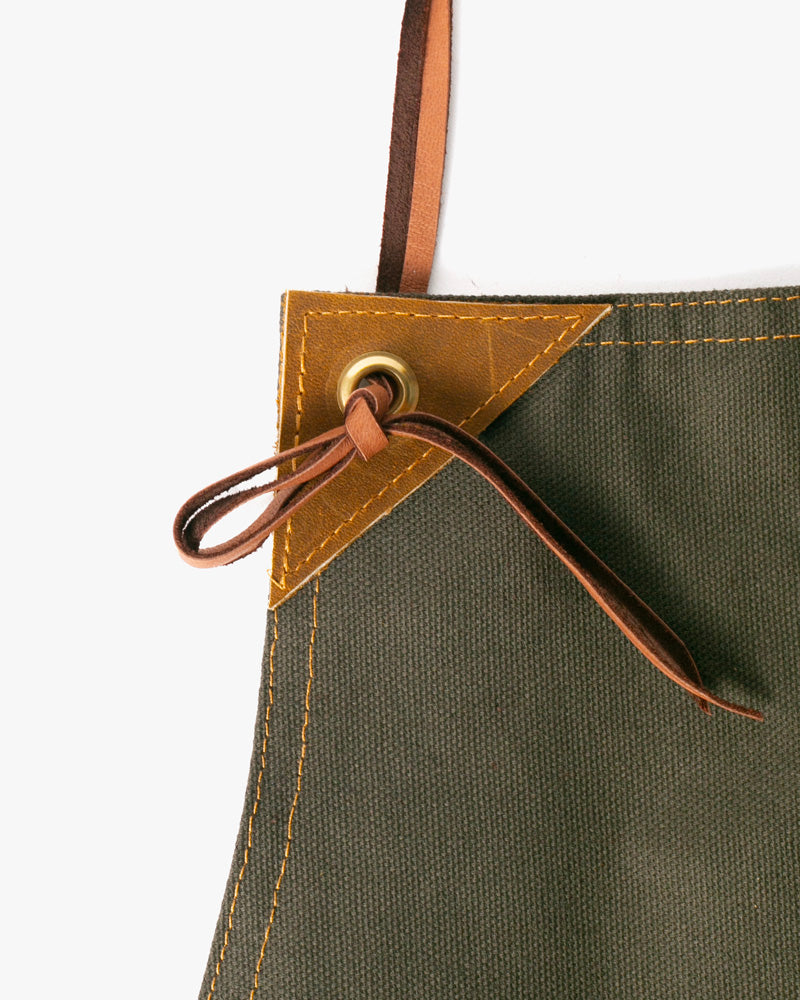 Kokoro Original Work Apron, Full, Canvas Two-Tone, Olive with Brown Pockets
