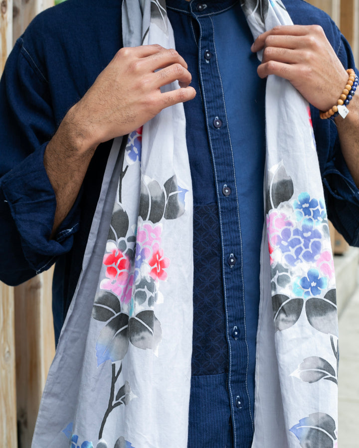 Yukata Scarf, Gray With Flowers