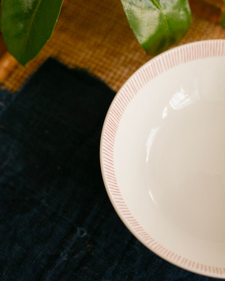 Kouraku Kiln Bowl, Red Shima