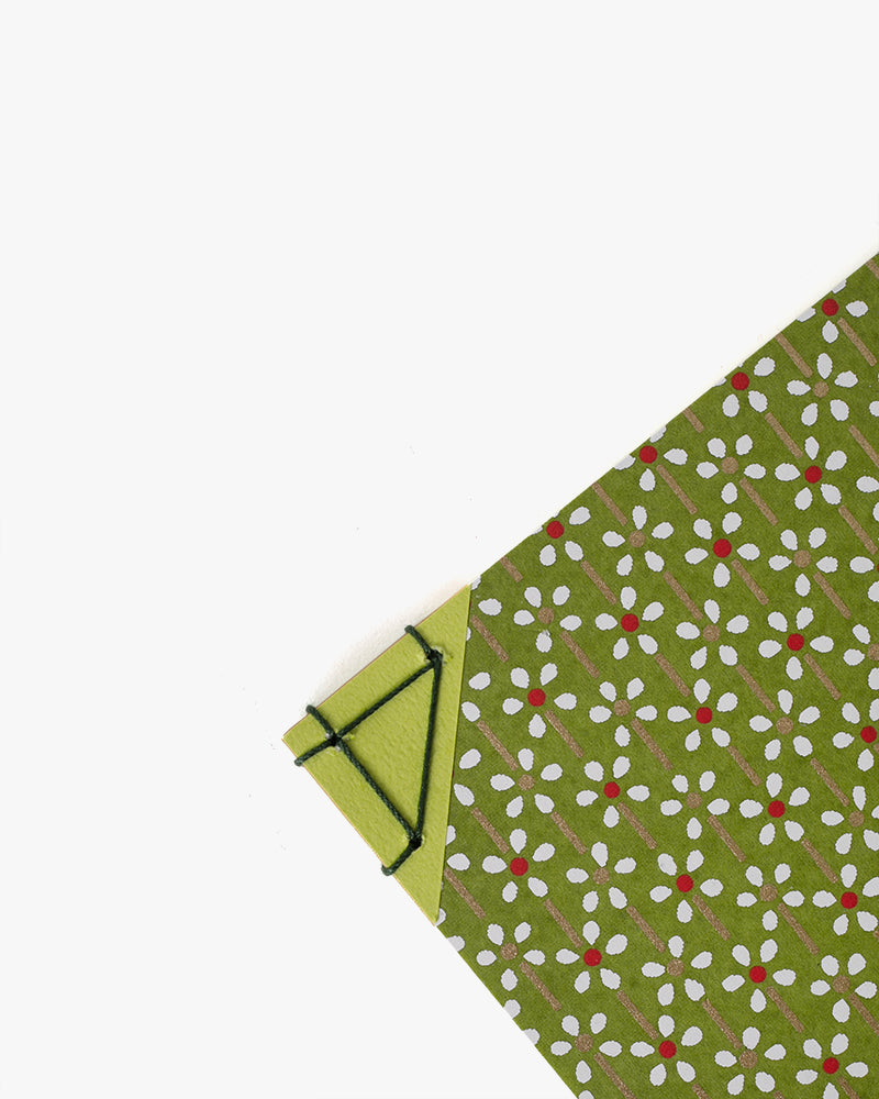 Shogado Kadotoji Notebook, Green Kohana-Shima