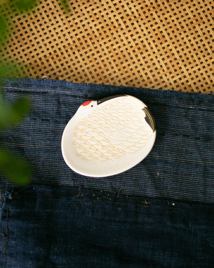 Kouraku Kiln Medium Plate with Morijio Mold, Tsuru and Kame Set
