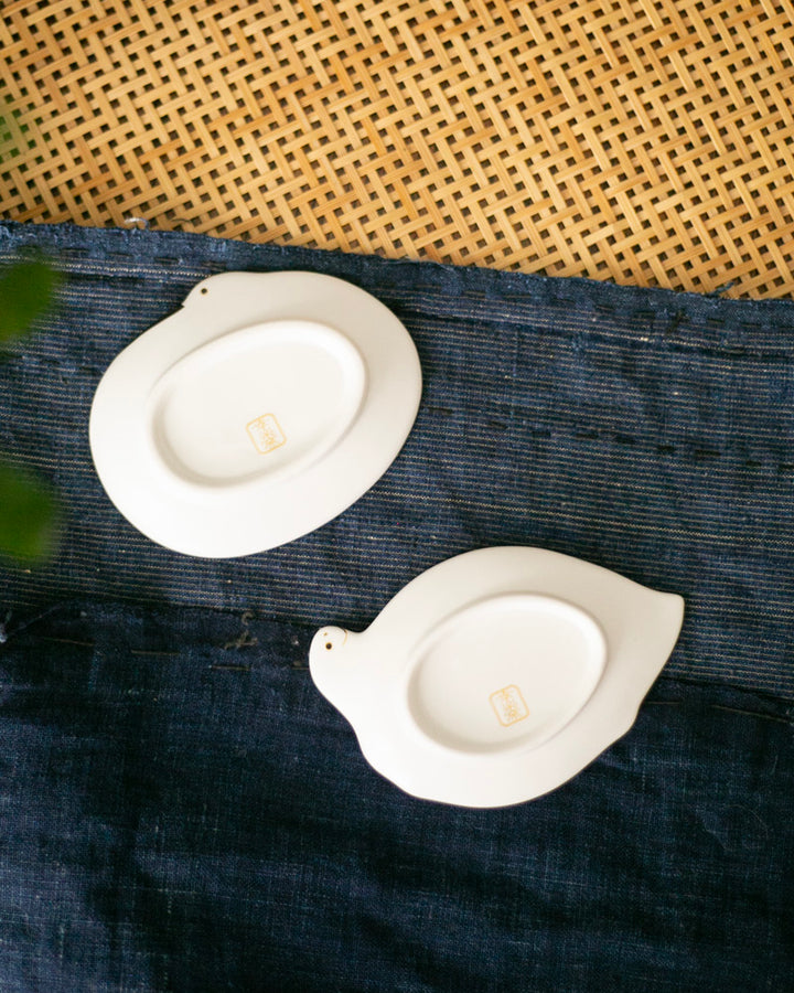 Kouraku Kiln Medium Plate with Morijio Mold, Tsuru and Kame Set