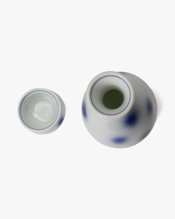 Tokkuri, Ichiyama, White with Blue Dots