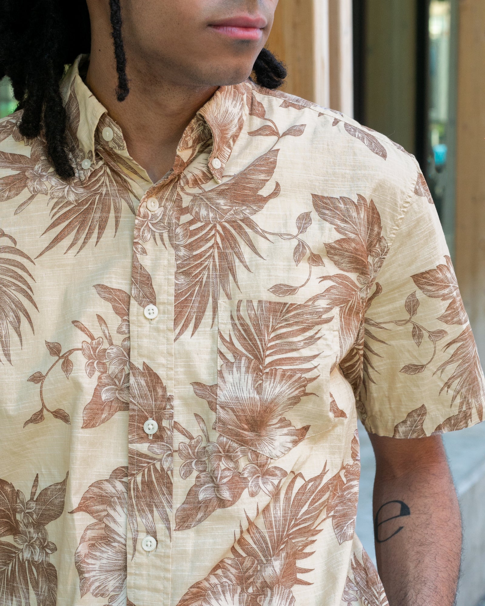 Japanese Repro, Short Sleeve Aloha Shirt, Hawaiian Aloha Tropical Brand, Cream and Brown Flowers and Leaves
