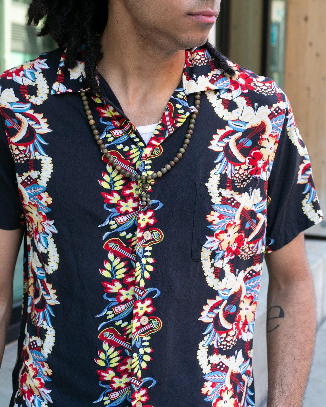 Japanese Repro, Short Sleeve Aloha Shirt, Houston Co. Brand, Black Shima with Red and Yellow Floral