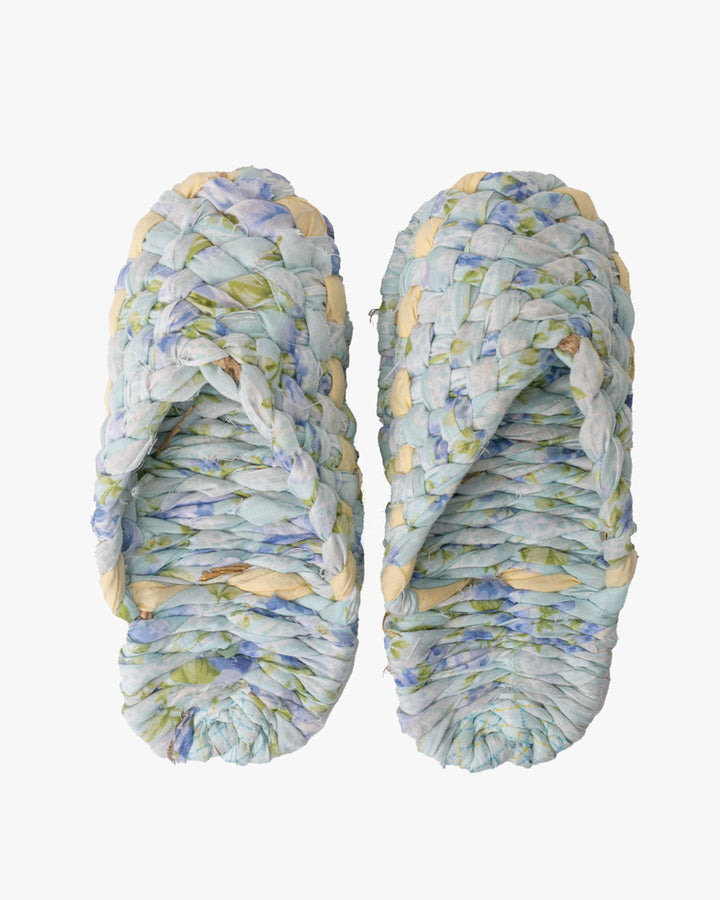 Assorted Matsunoya Hand Woven Slippers Light Blue with Yellow and Blue Accents (S/M)