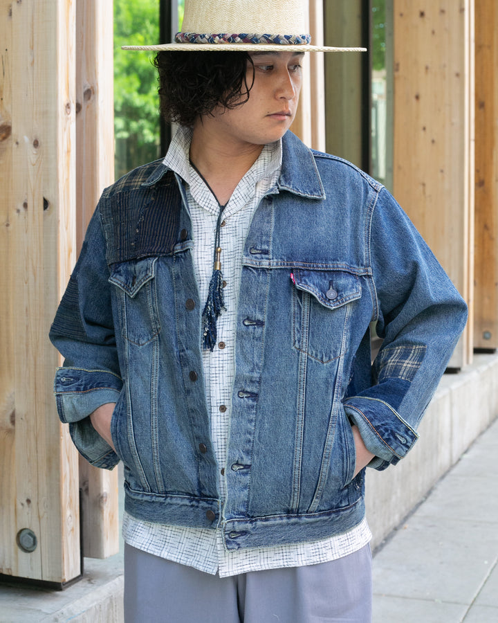 Kiriko Custom, One of a Kind Patched Leviʻs Jacket - M