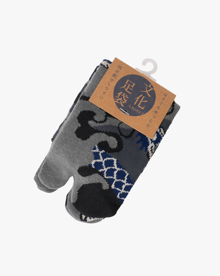 Kurochiku, Tabi Socks, Crew, Gray, Blue and Black Dragon - M/L