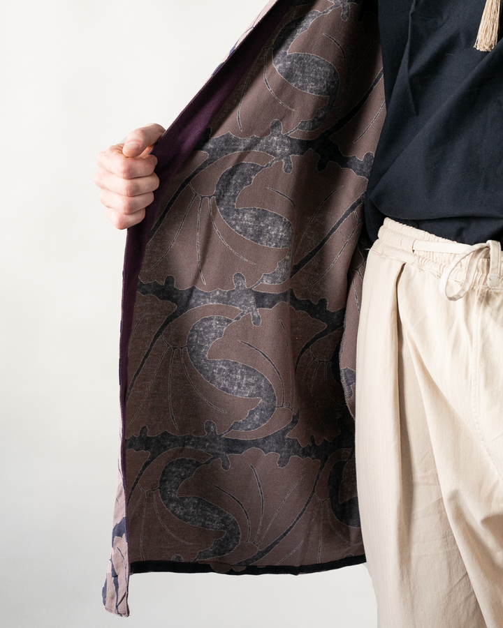 Wa-Modern Haori Robe, Sou Rai, Black with Mauve Ginkgo Leaves