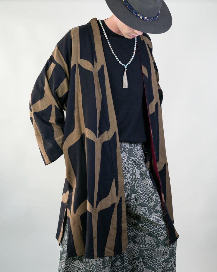 Wa-Modern Haori Robe, Gold with Black Kugi