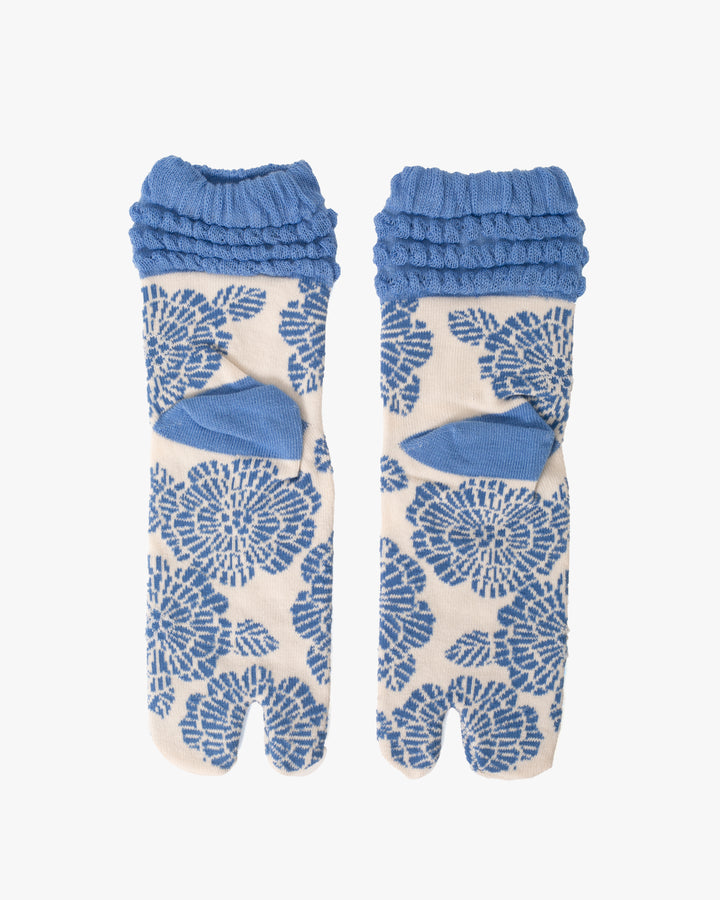 Kurochiku, Tabi Socks, Crew, White with Blue Flowers and Frills- S/M