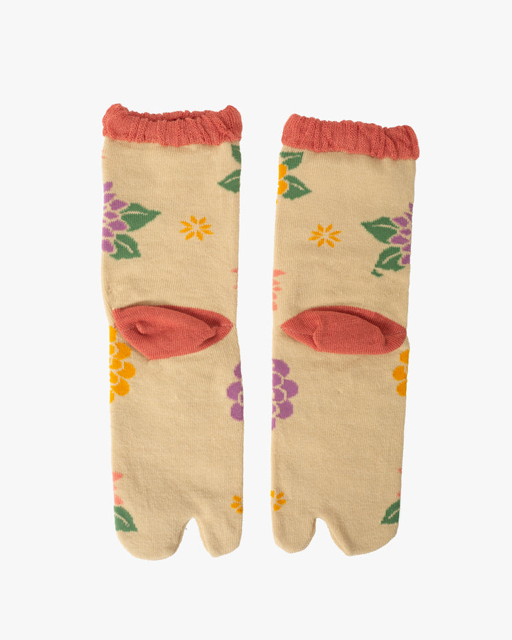 Kurochiku, Tabi Socks, Crew, Beige with Pink, Yellow and Purple Chrysanthemum - S/M