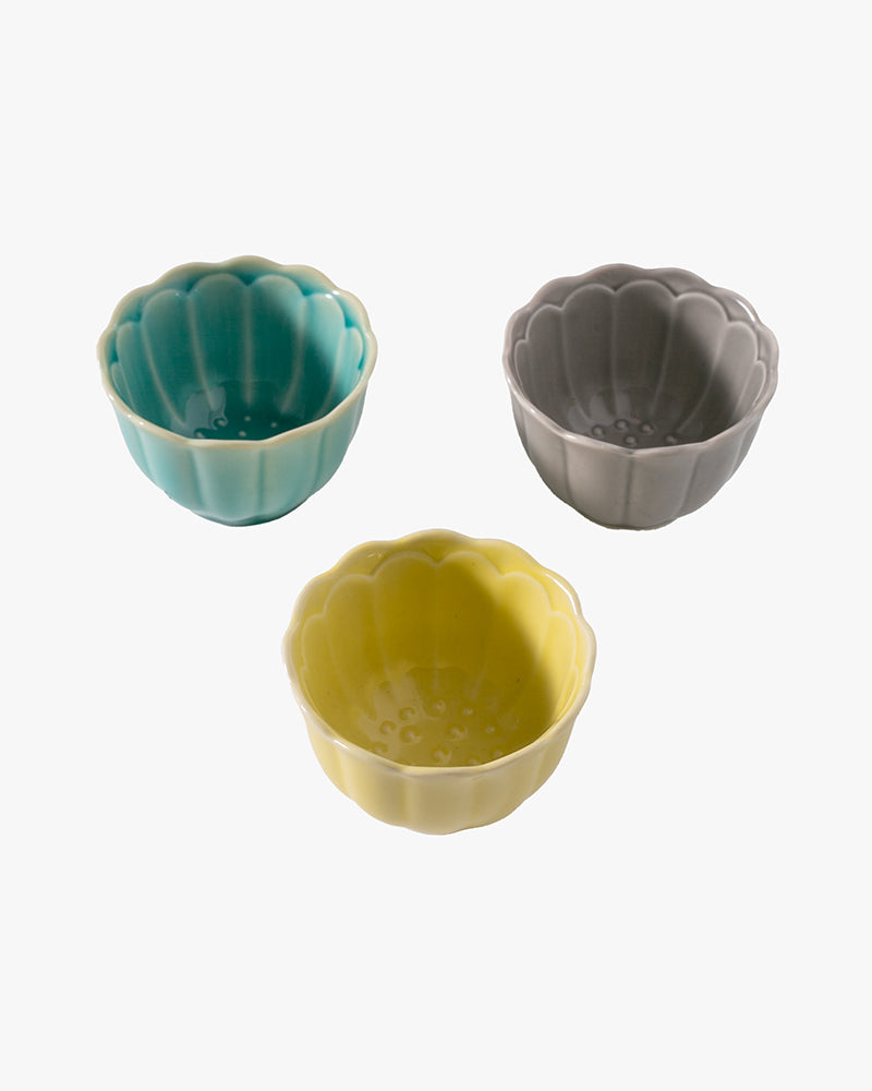 Small Flower Cup, Bisque