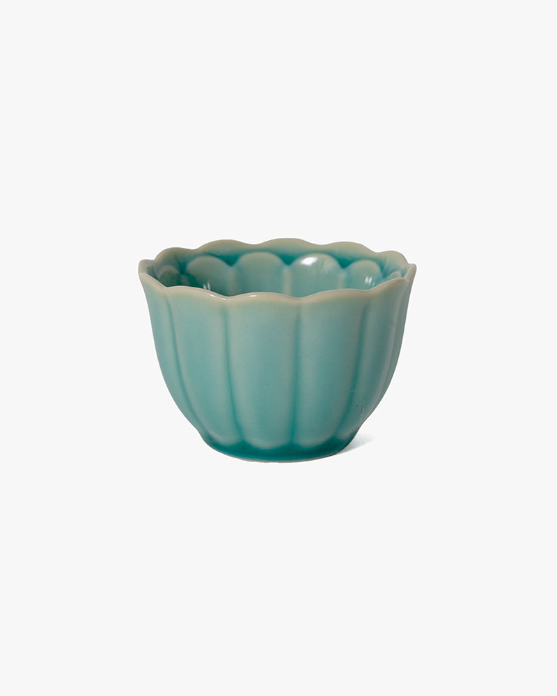 Small Flower Cup, Bisque