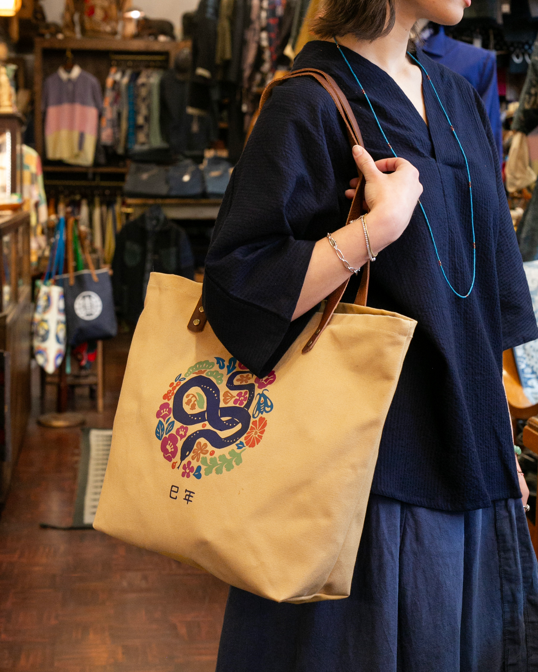 Kiriko Original Large Tote Bag, Canvas, Harvest Tan Snake