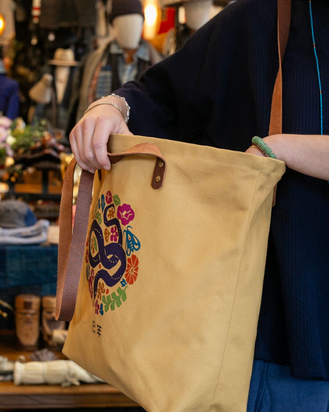 Kiriko Original Large Tote Bag, Canvas, Harvest Tan Snake