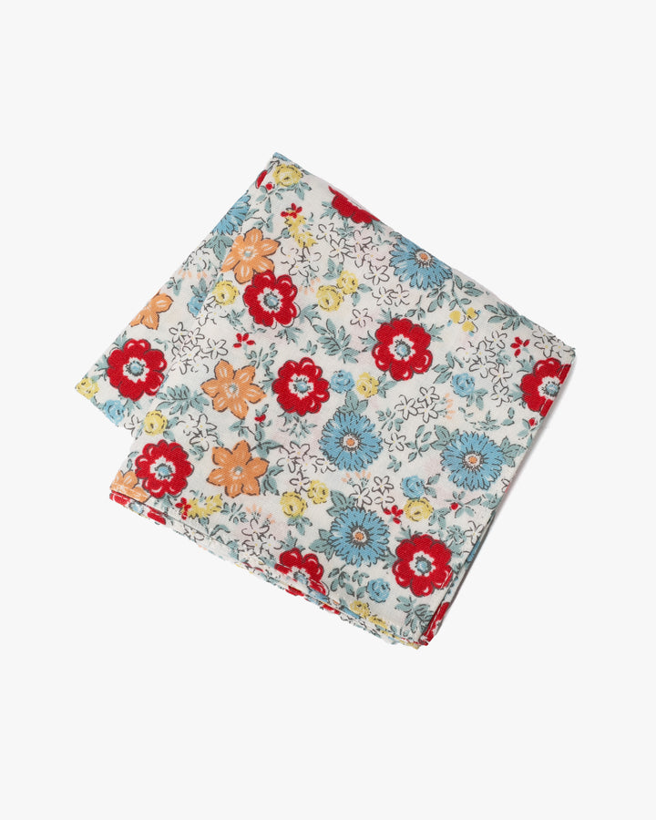 Modern Furoshiki, Musubi, Cohare, Mini Bouquet, Red 18" x 18"