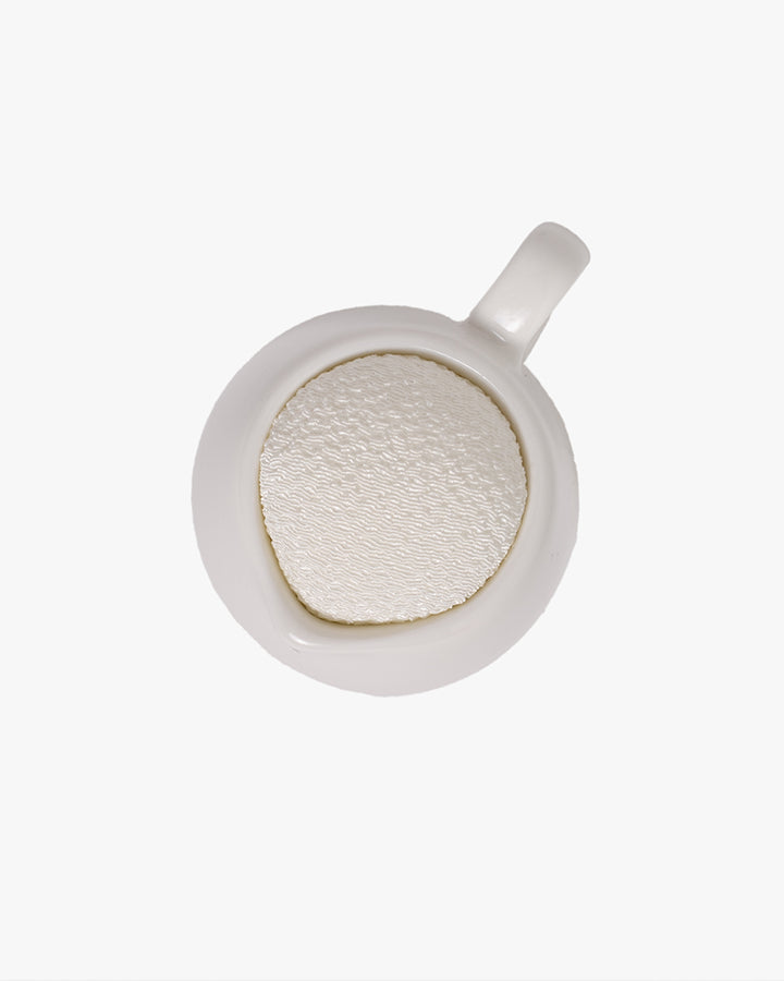 Hiro, Pin with Cushion, Tea Time