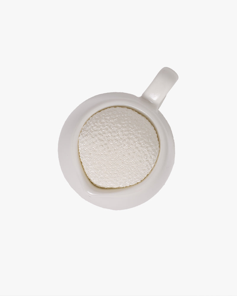 Hiro, Pin with Cushion, Tea Time