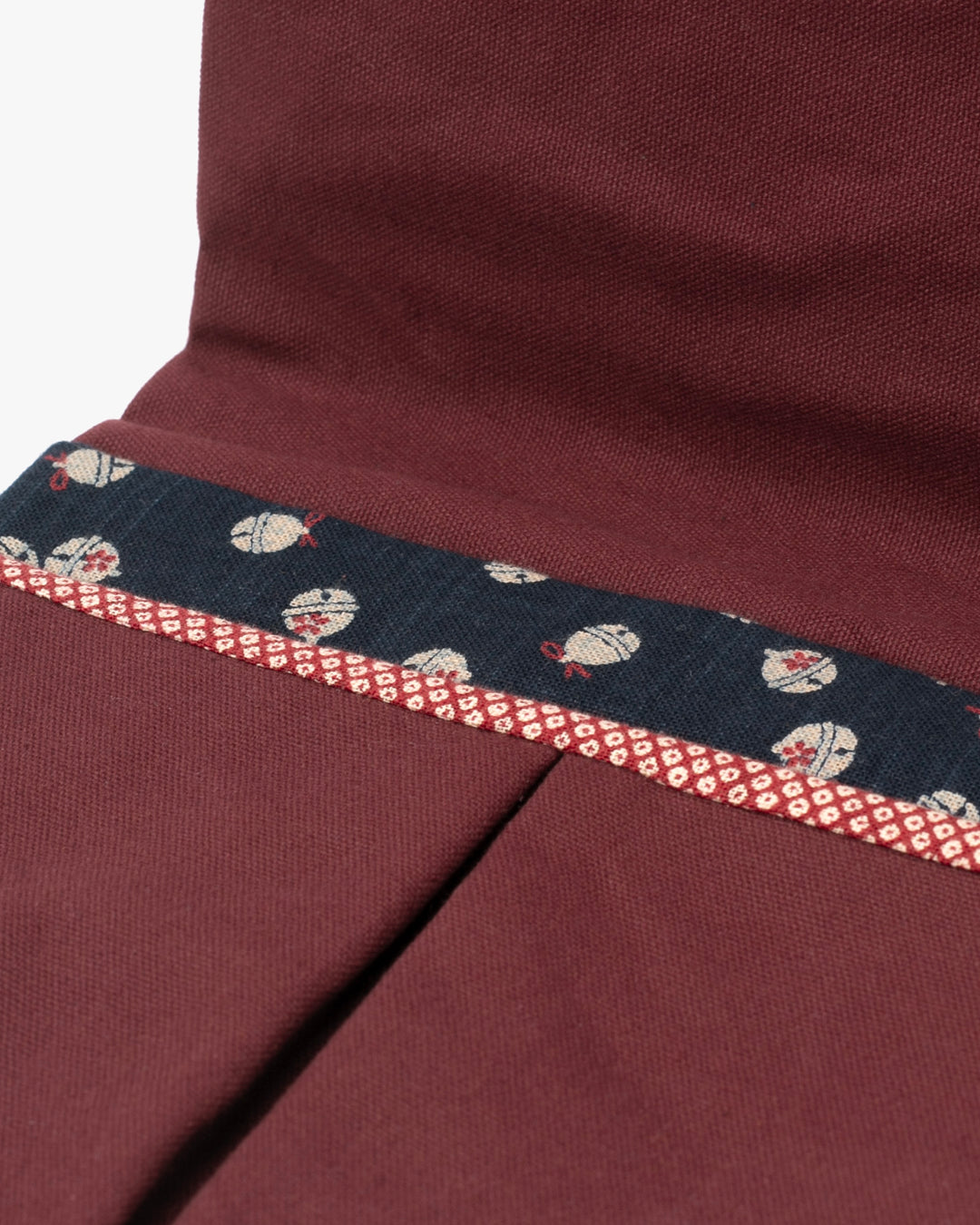 Kiriko Original iPad Cover, Suzu with Solid Burgundy