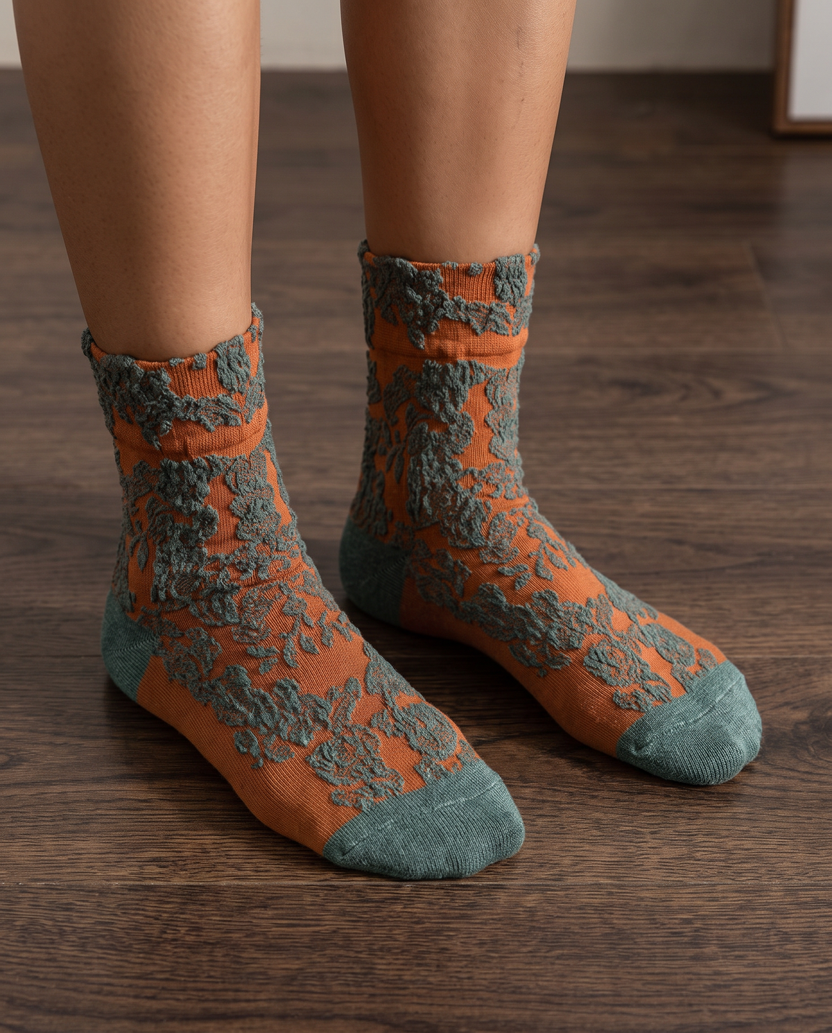 Tourtiwi, Tube Socks, Retro Embossed Three-Dimensional Pattern