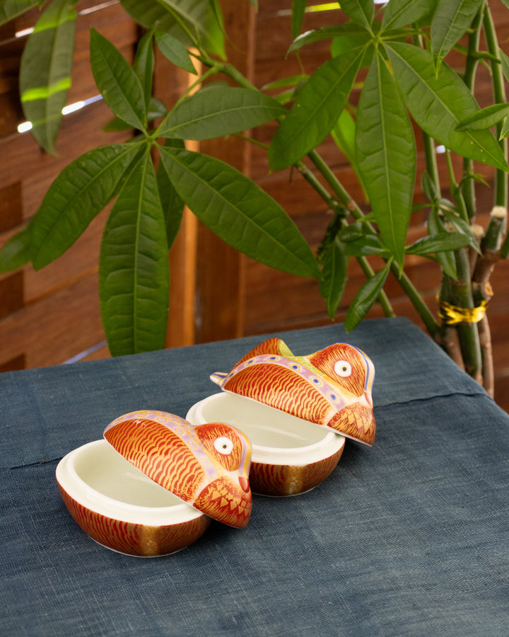 Kouraku Kiln Bowl with Lid, Oshidori, Female