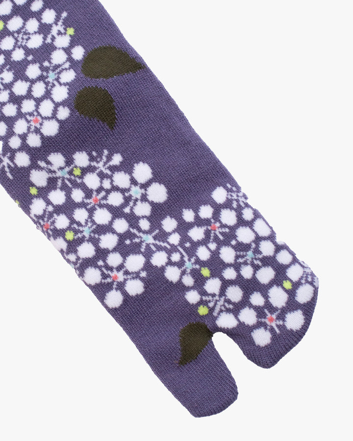 Kurochiku, Tabi Socks, Crew, Purple with White Flowers(S/M)