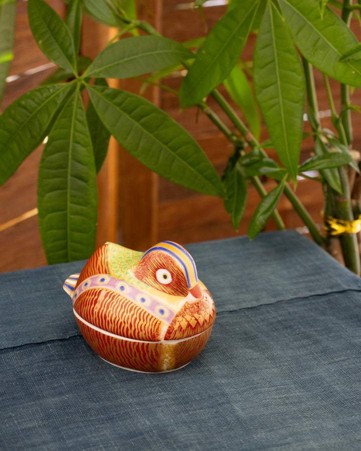 Kouraku Kiln Bowl with Lid, Oshidori, Male