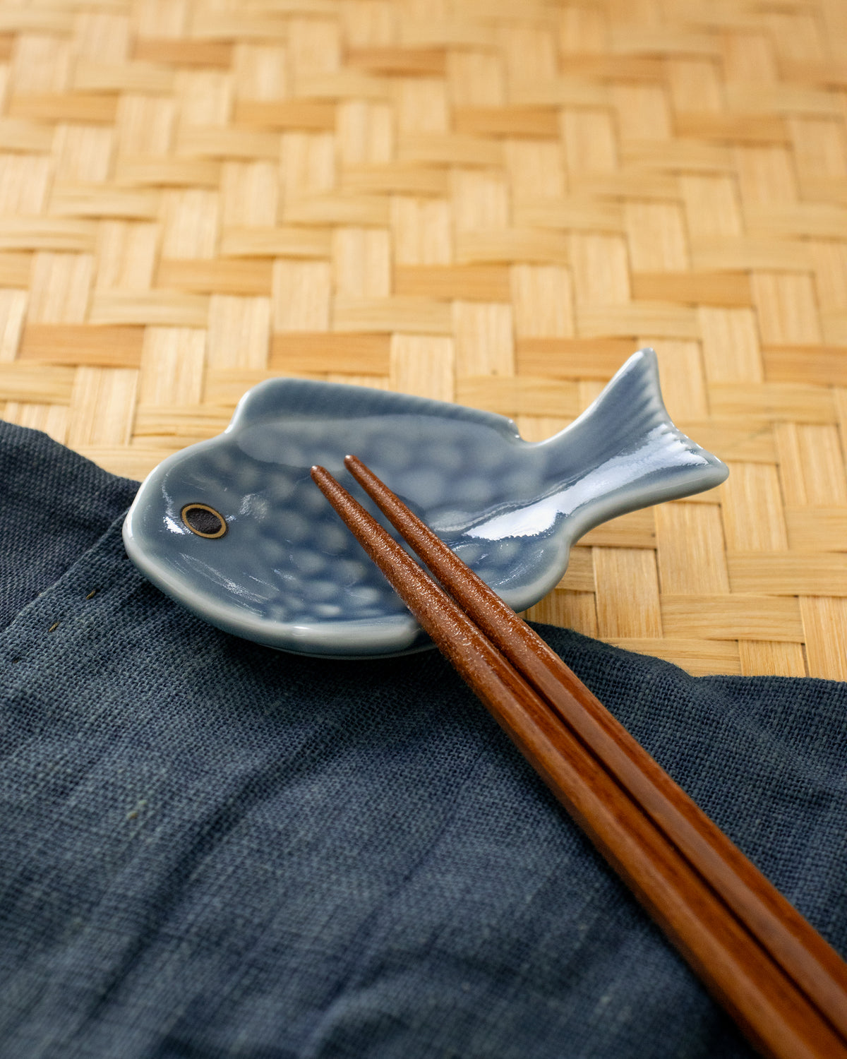 Kouraku Kiln Chopstick Rest, Dusty Blue Tai Fish