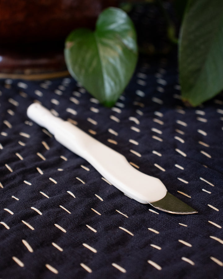 Nippon Chuko, Magic Thread Cutter, White